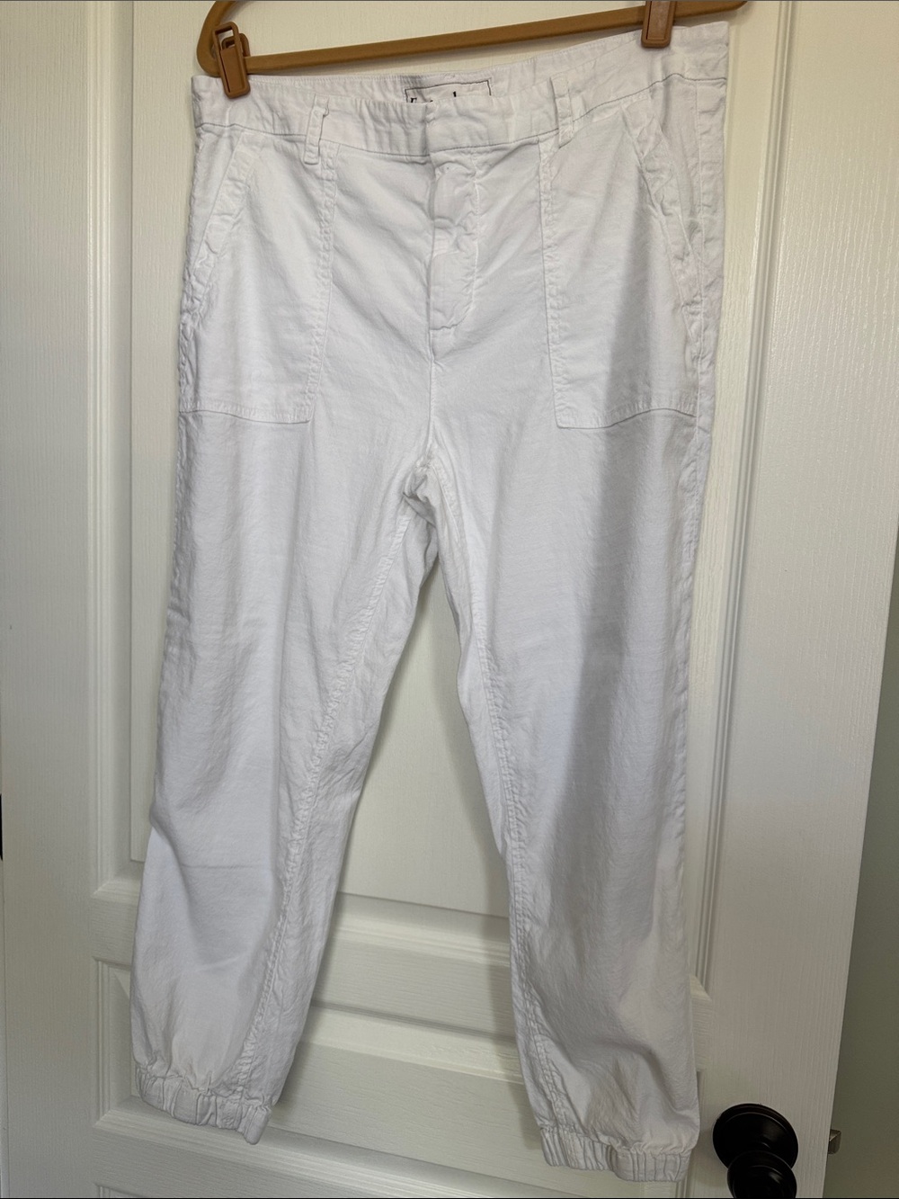 Frank & Eileen Jameson White Jogger Cotton Pants